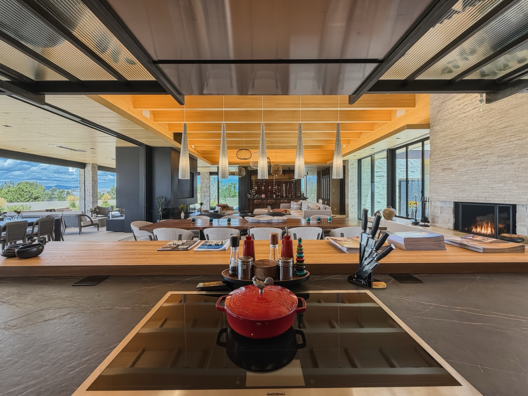 Resplendence